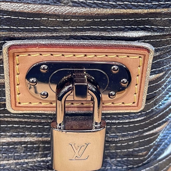 Louie Vuitton Eden noe limited edition 2010 - Picture 5 of 5